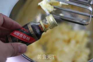 不加糖粉，不加鸡蛋的曲奇的做法步骤：4