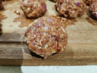 汉堡肉饼-简单易学家庭版的做法步骤：3