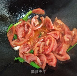 番茄鸡蛋汤面的做法步骤：3
