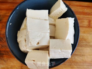三道鳞（鱼）炖豆腐的做法步骤：4