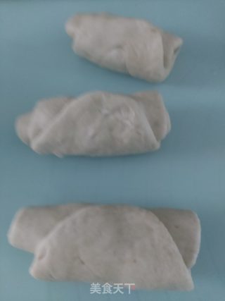 抹茶葡萄干卷的做法步骤：7