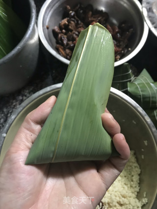 香菇肉粽￼的做法步骤：7