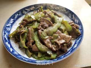 猪肝炒苦瓜的做法步骤：4