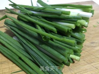 猪肉芹菜蒸饺的做法步骤：2