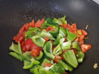 茄汁青椒烧鹌鹑蛋的做法步骤：6