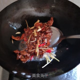 西兰花炒肉片的做法步骤：8