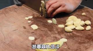 爆炒牛舌的做法步骤：1