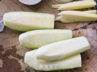 酱香西葫芦的做法步骤：1