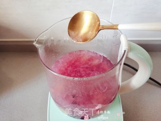 梦幻的银耳百合雪梨羹的做法步骤：8