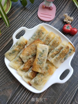 馄饨皮锅贴的做法步骤：8