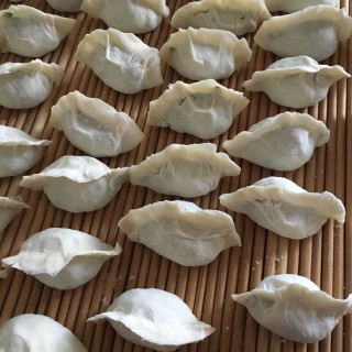 菠菜韭菜鲜贝饺的做法步骤：22