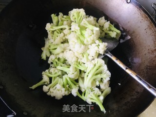 清炒有机菜花的做法步骤：4