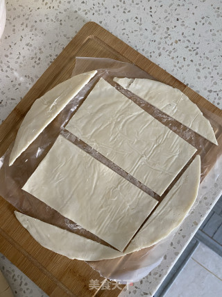 手抓饼版火腿酥的做法步骤：1