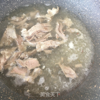 枸杞芽羊肉汤的做法步骤：10