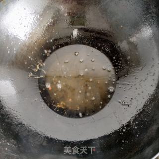 红烧肉炖鹌鹑蛋的做法步骤：6