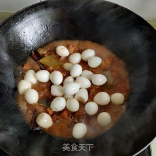 红烧肉炖鹌鹑蛋的做法步骤：14