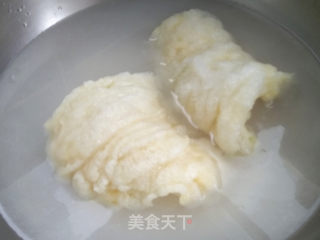 鱼鳔白菜汤的做法步骤：2