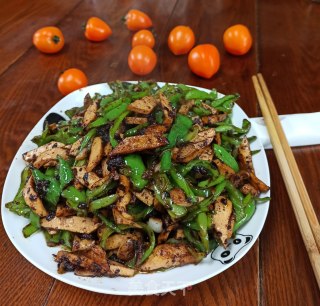 豆豉青椒炒香干的做法步骤：7
