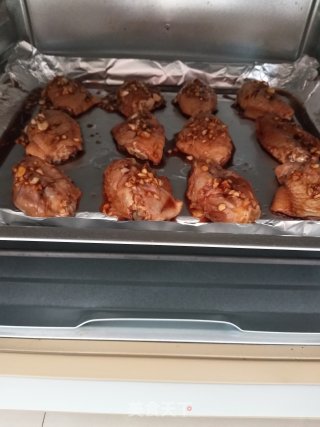 蒜香蜜汁鸡翅的做法步骤：7