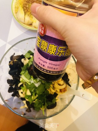 凉拌千张黑木耳的做法步骤：8