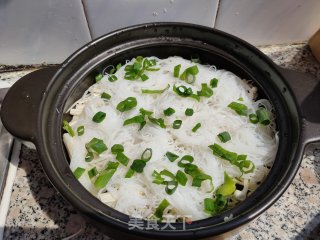 蒜蓉粉丝蛤蜊煲的做法步骤：4