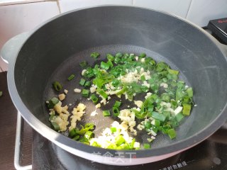 蒜蓉粉丝蛤蜊煲的做法步骤：6