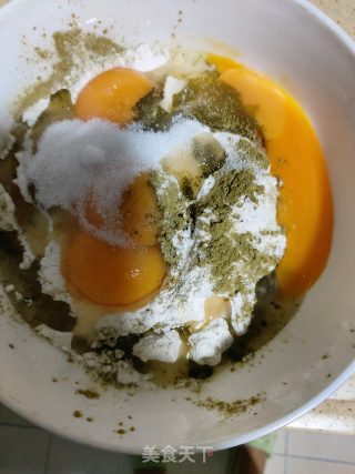蒸蛋糕(抹茶味)的做法步骤：2