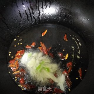 虾干炒包菜的做法步骤：5