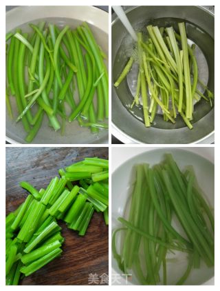 春笋炒芹菜的做法步骤：3