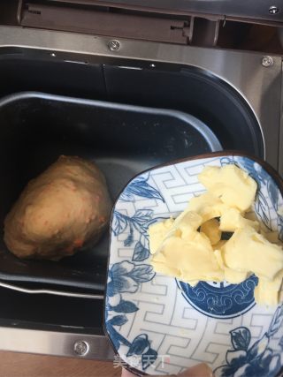 胡萝卜面包的做法步骤：4