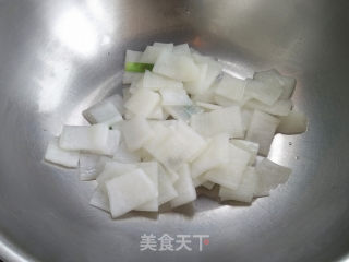 蒜苗炒白萝卜的做法步骤：5