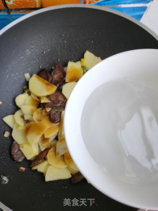香肠土豆片的做法步骤：12