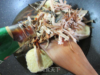 笋干菜烧圆素鸡的做法步骤：6