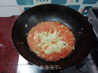 番茄鸡蛋剪刀面的做法步骤：11