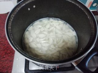 番茄鸡蛋剪刀面的做法步骤：16