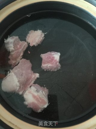 薏仁山药豆排骨汤的做法步骤：3