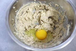 黑全麦巧克力核桃香脆饼干的做法步骤：4