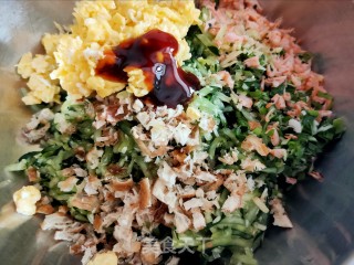 黄瓜鸡蛋水饺的做法步骤：12