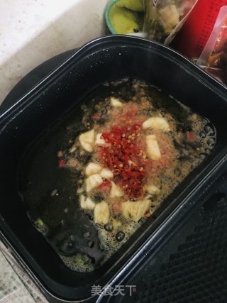 土豆焖猪头肉的做法步骤：2