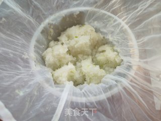 家常鲜肉包的做法步骤：4