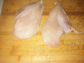 糖醋里脊（鸡肉版）的做法步骤：1