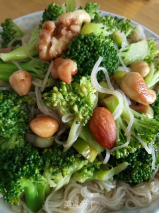 粉丝西蓝花的做法步骤：7