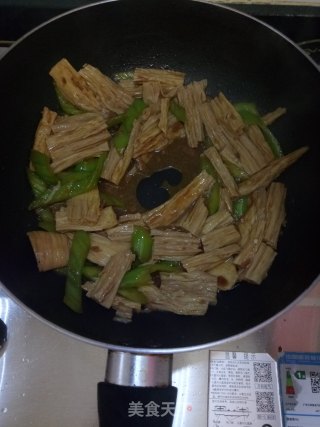 酱烧腐竹的做法步骤：6