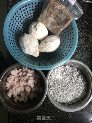 肉丸的做法步骤：1