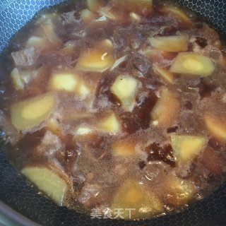 土豆红烧牛腩的做法步骤：6