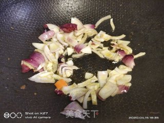 蘑菇培根汤的做法步骤：2