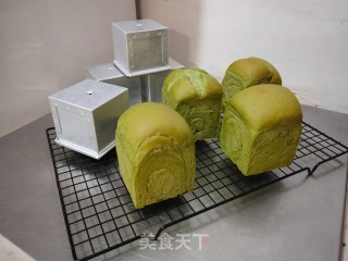 炼乳抹茶小吐司的做法步骤：16