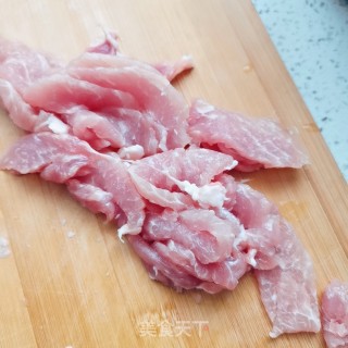 百合银耳肉片汤的做法步骤：5