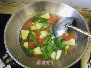 西红柿鸡蛋青菜汤的做法步骤：6