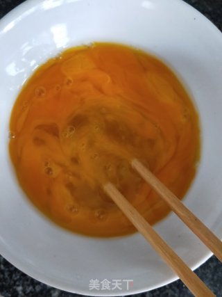 洋葱炒鸡蛋的做法步骤：3